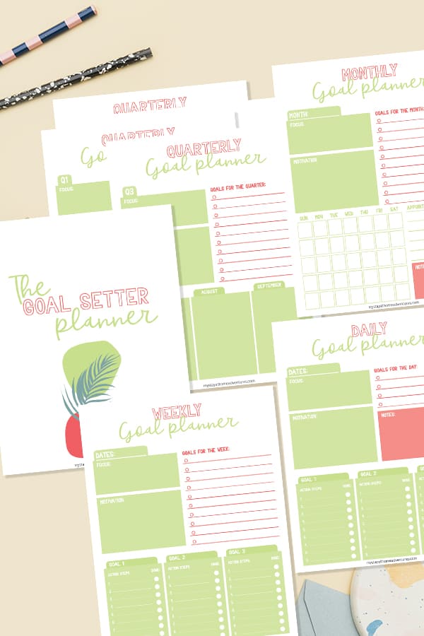 Trying to figure out the best time of year to set your goals, then quarterly goals are for you. Find out why it will help you achieve more. via @mystayathome