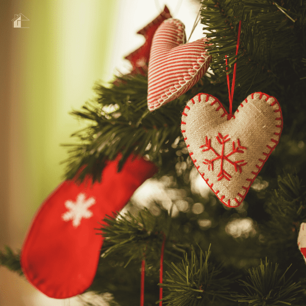 Simple Christmas decor