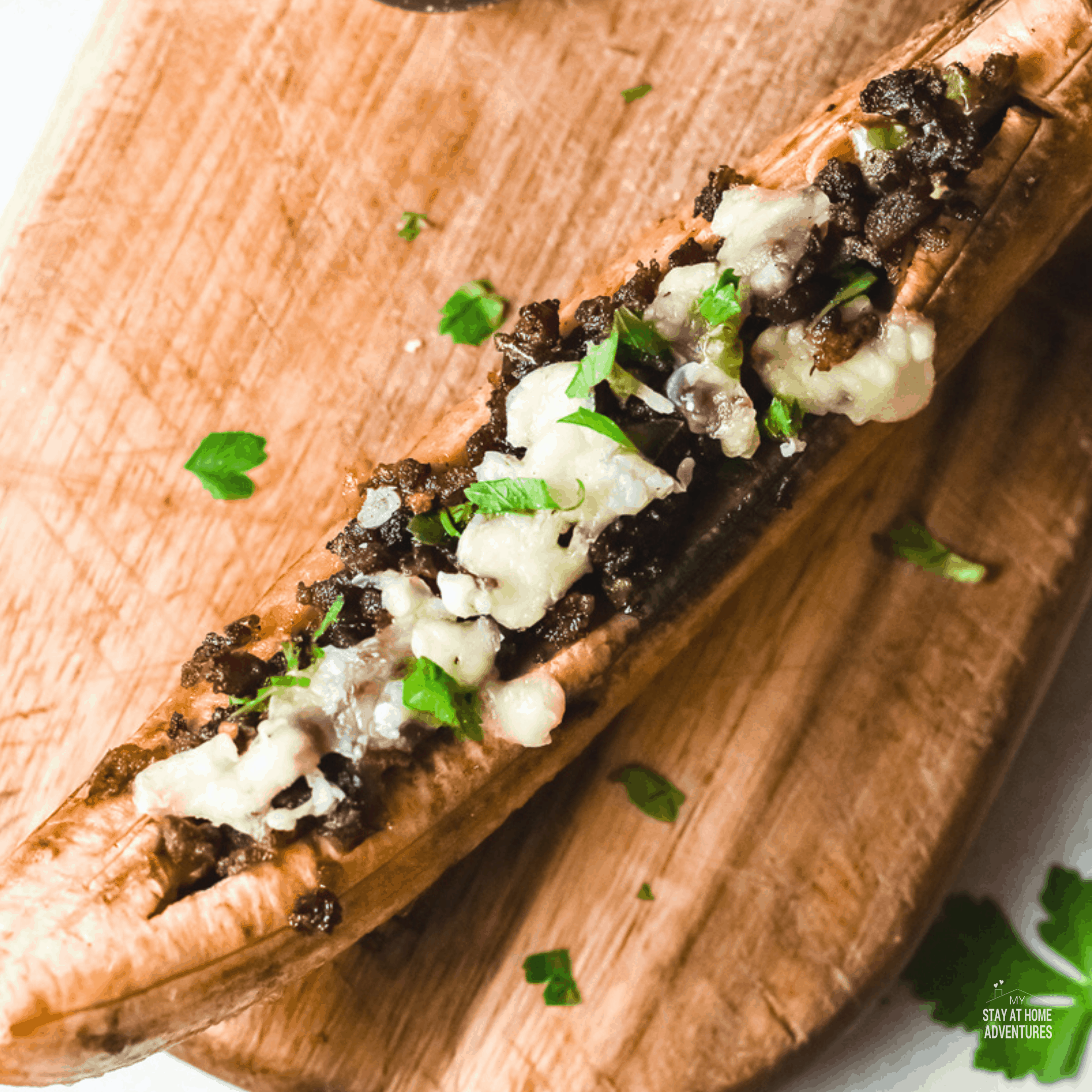 Stuffed Baked Plantains Canoas De Plátanos Maduros