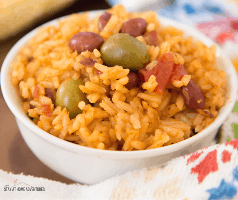 Instant Pot Arroz Con Habichuelas / Puerto Rican Rice and Beans