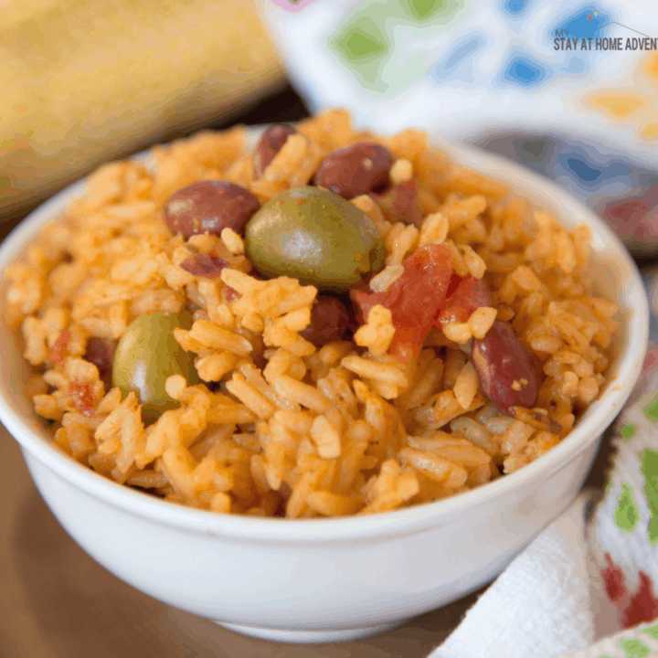 Instant Pot Arroz con Habichuelas /Puerto Rican Rican and Beans