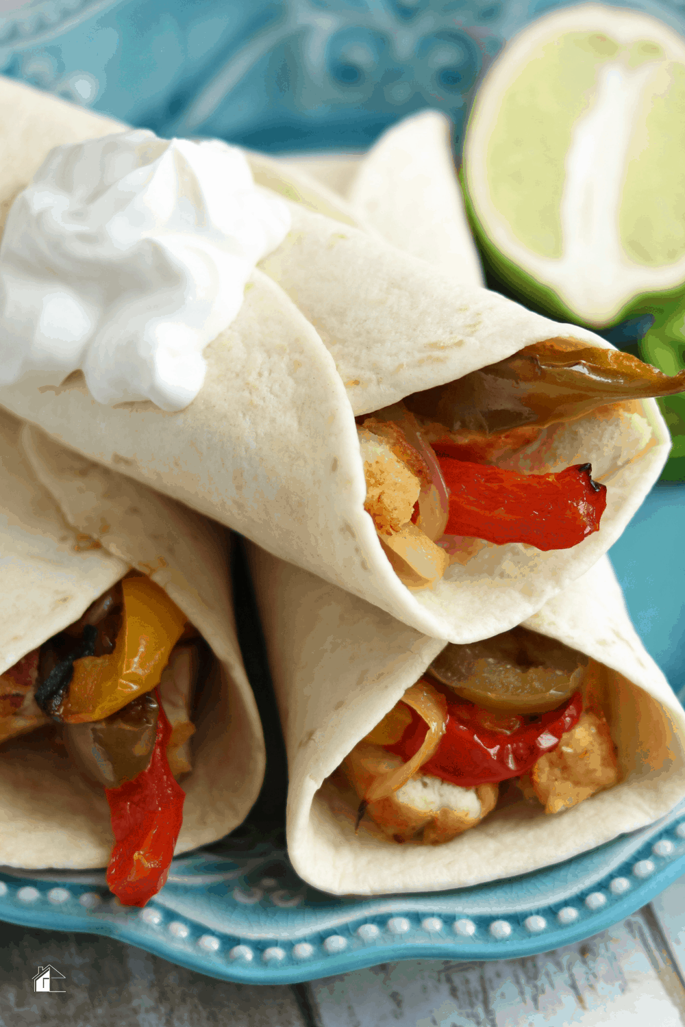 Try this sous vide tequila lime chicken fajita recipe. Cooking is like working magic, especially when you have the ability to use techniques once reserved for the pros. via @mystayathome