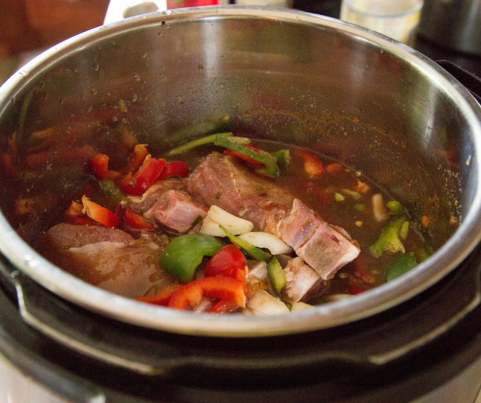 How to make instant pot stewed pork chops.