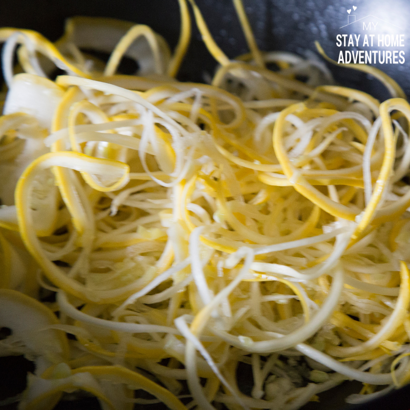 How To Make Yellow Squash Or Zucchini Noodles