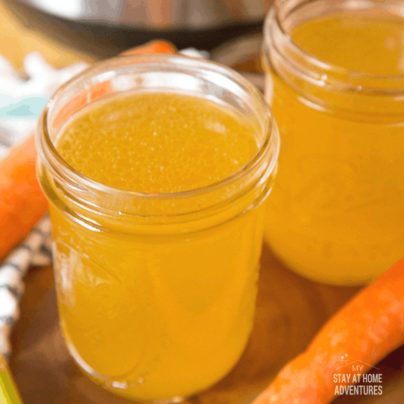 photo of ham broth in mason jars.