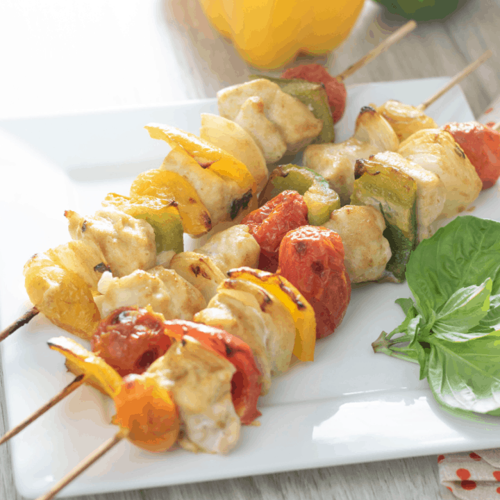 Air Fryer Curry Chicken and Pepper Kabobs