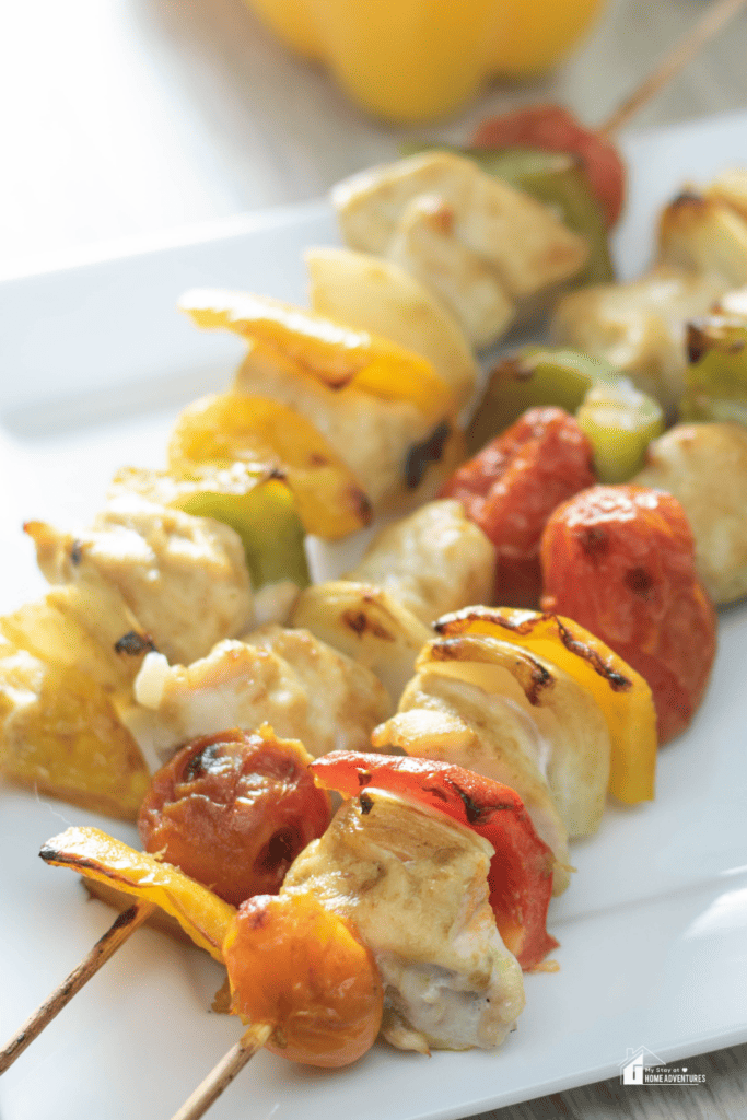 close mage of Air Fryer Curry Chicken Kabobs