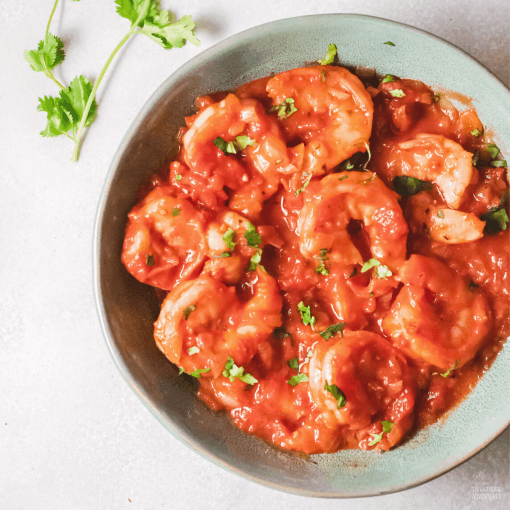 plated camarones a la criolla