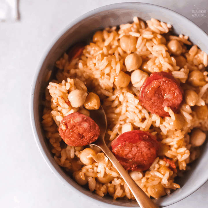 Arroz con Chorizo y Garbanzo