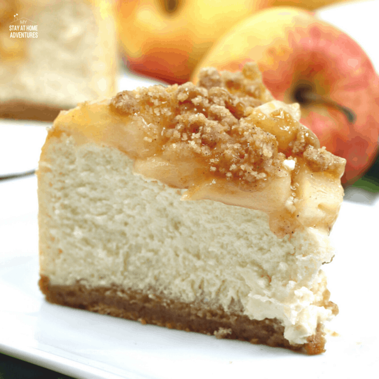 Instant Pot Apple Crumble Cheesecake