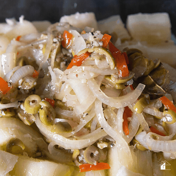 photo of yuca en escabeche