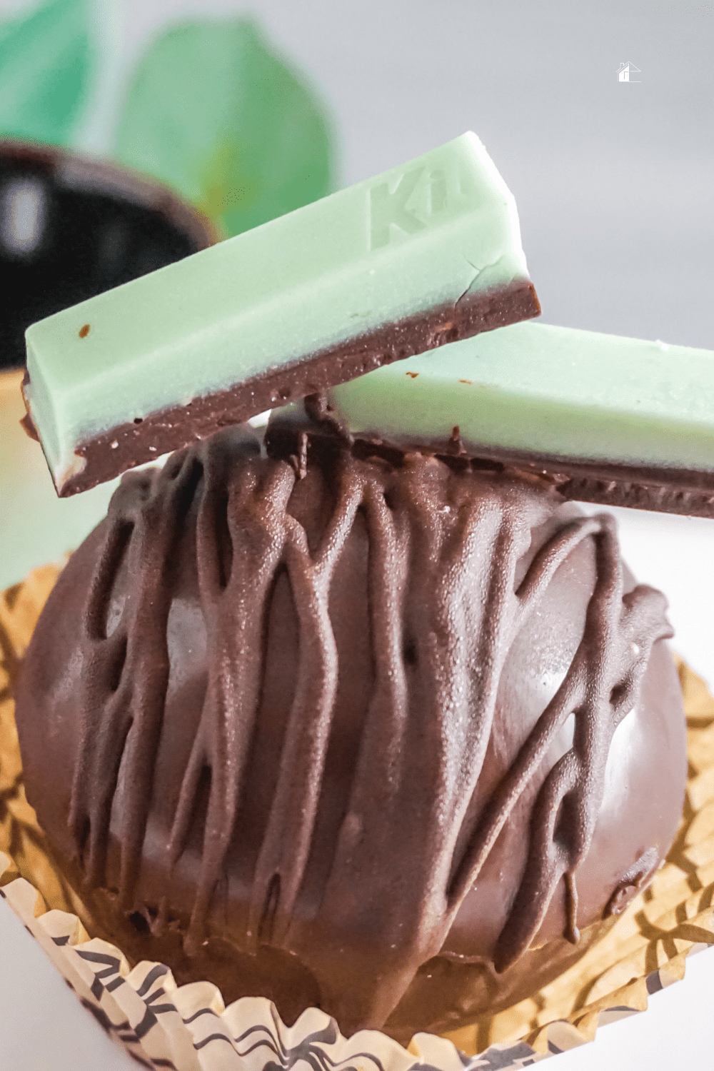 Mint Kit Kat Hot Cocoa Bomb Recipe * My Stay At Home Adventures
