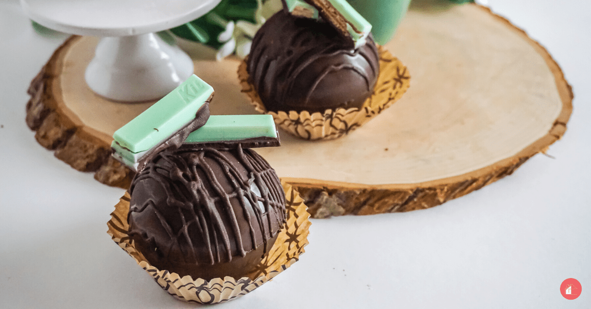 Mint Kit Kat Hot Cocoa Bomb Recipe * My Stay At Home Adventures
