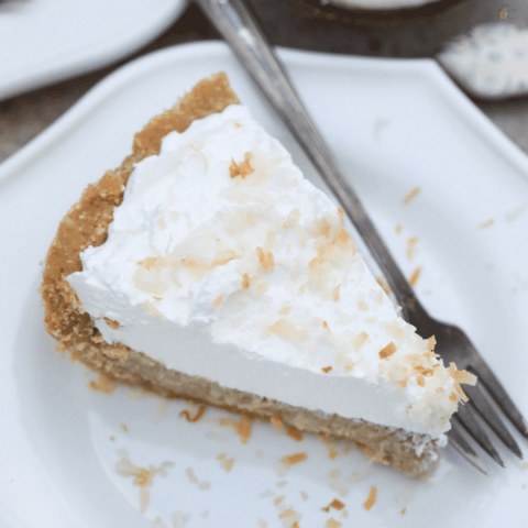 Coconut Rum (Coquito) Cream Pie