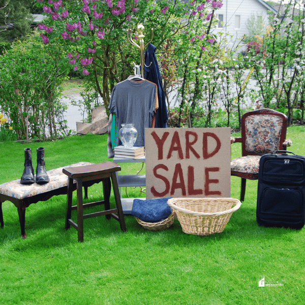 an image of close up items yard sale