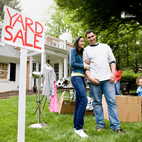 couple doing some yard sale