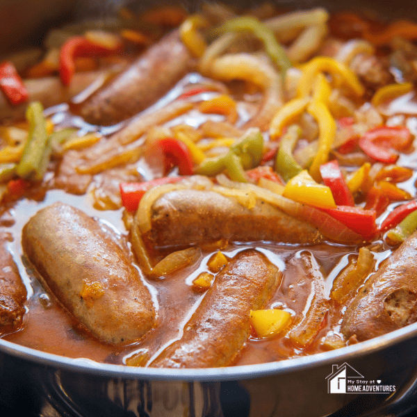 close up image of sausage and peppers