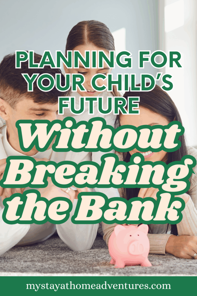 Parents and a child lying on the floor smiling next to a pink piggy bank, symbolizing family savings for the future.